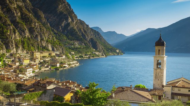 Italy_Lake_Garda_6_bmvlsf.jpg